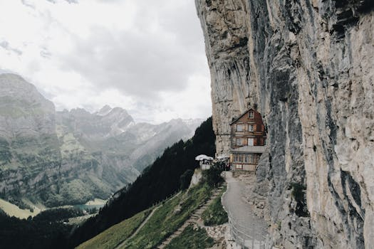 Unique Airbnb Listings That Attract Travelers