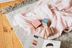 Augmented Reality Toys Blending Play and Learning