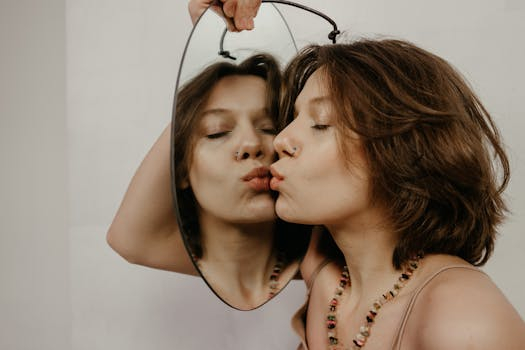 Smart Mirrors Offering Personalized Beauty Advice