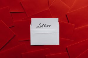 Handwritten holiday cards revive old traditions