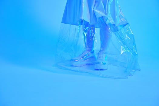 Fashion Designers Who Blend Tradition and Innovation